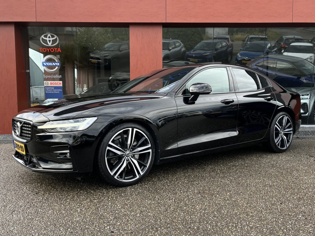 Volvo S60 2.0 t5 r-design | pano | pilot assist | head-up | carplay | stuur