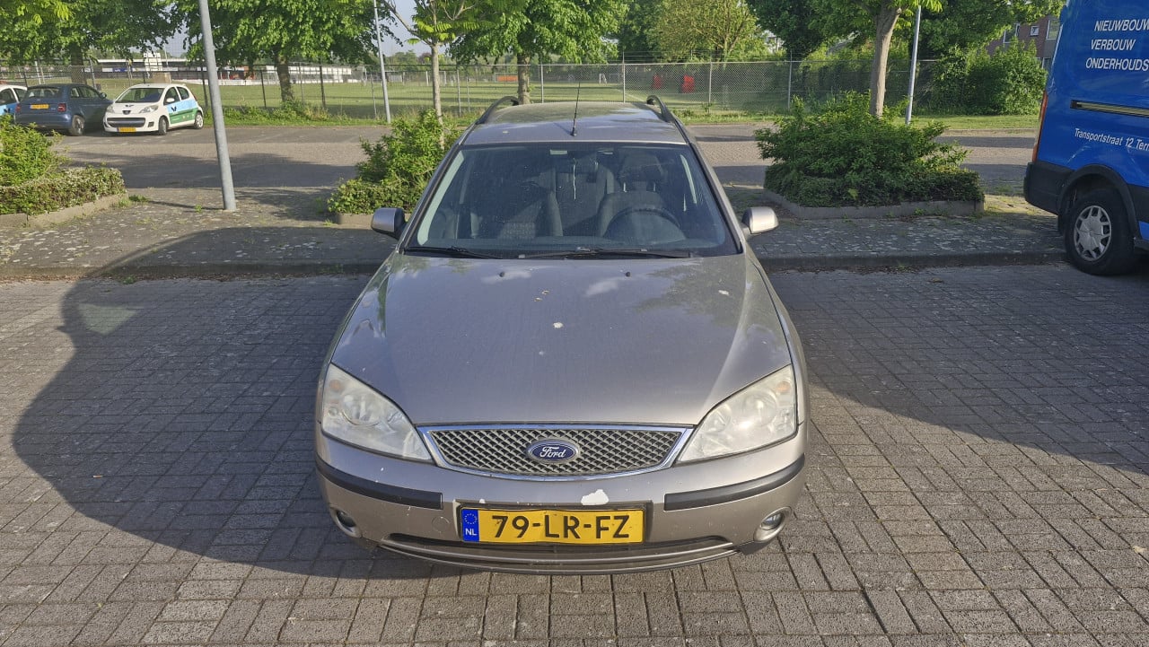 Handel, export, Ford mondeo 1.8 stationwagen