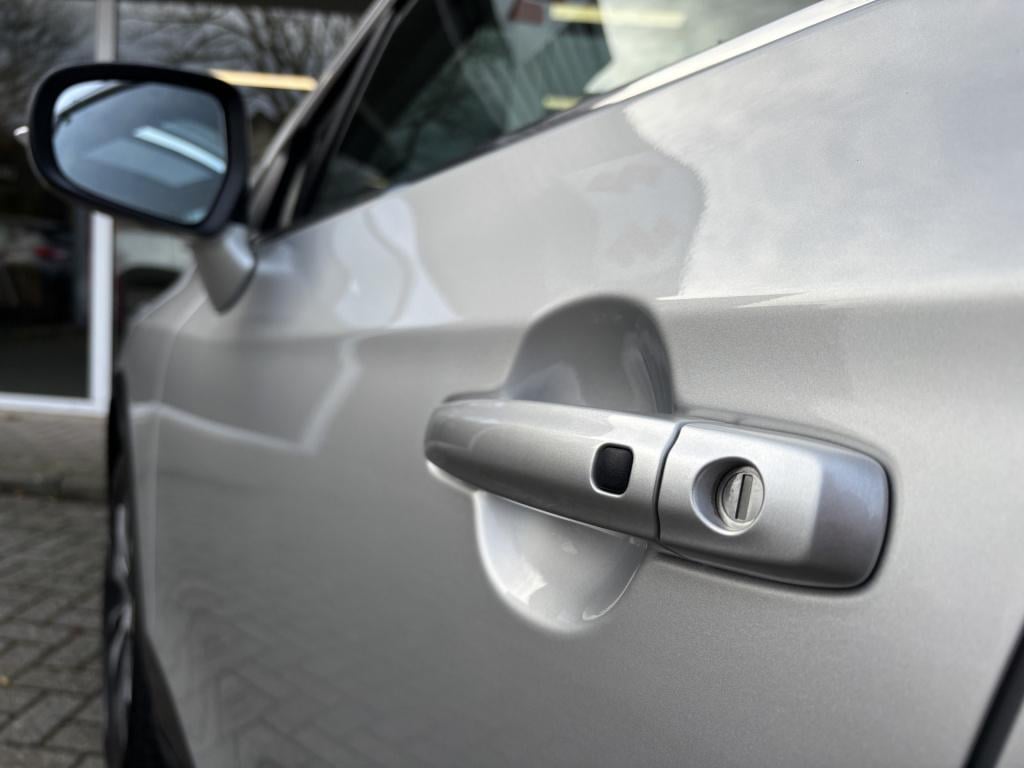 Suzuki Sx4 S-cross style 1.4 boosterjet smart hybrid/panoramadak