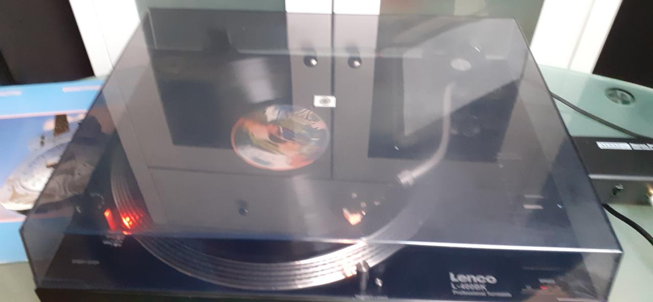 Lenco l-400 bk direct drive proffesional draaitafel