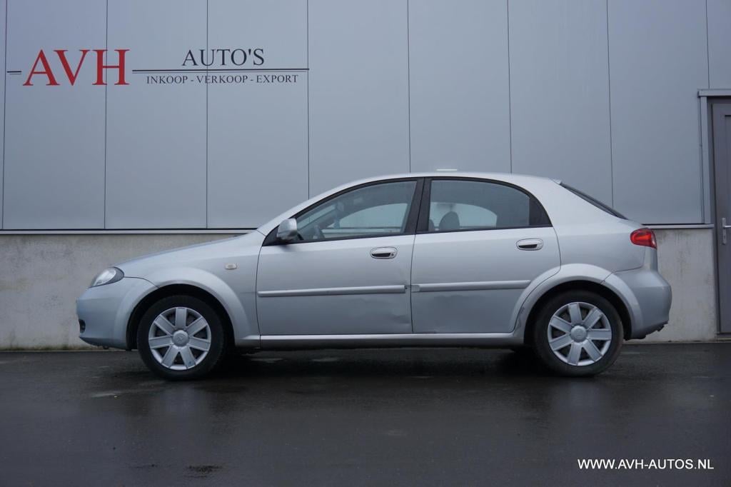 Daewoo Lacetti 1.6-16v style