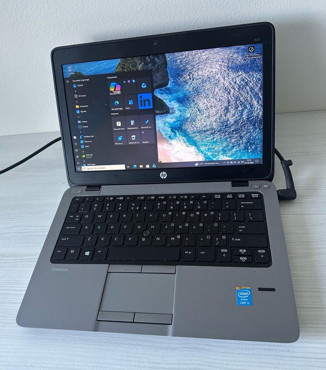 HP EliteBook 820 G1 Core i5  8GB RAM SSD Windows 10