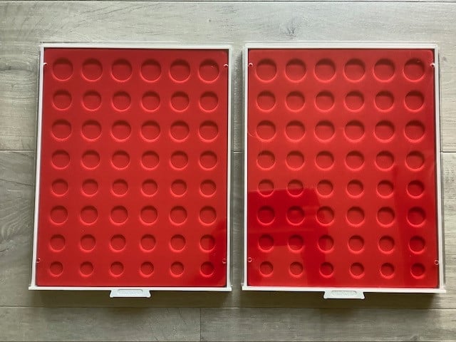 Lindner cassettes , diverse vakindelingen , gebruikt.