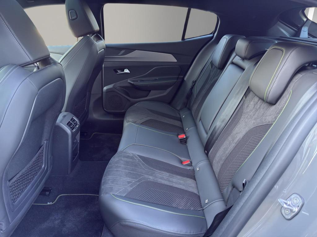 Peugeot 408 1.2 gt exclusive hybrid 145 | pano | memory | nappa | focal | 3