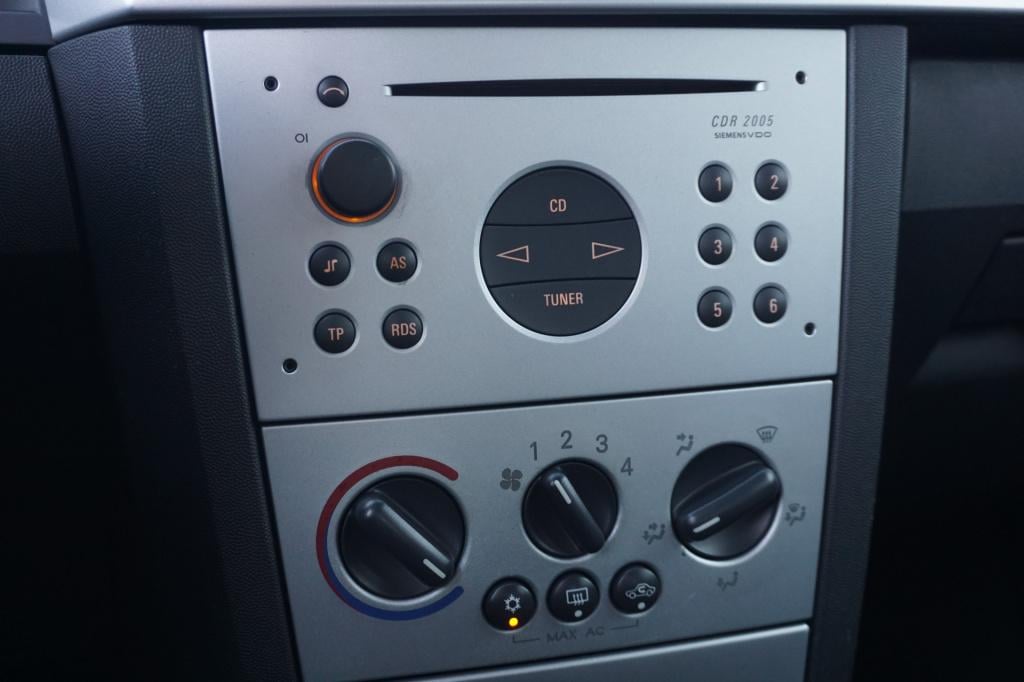 Opel Meriva 1.8-16v enjoy airco / elektr. ramen / trekhaak / lm velgen / na