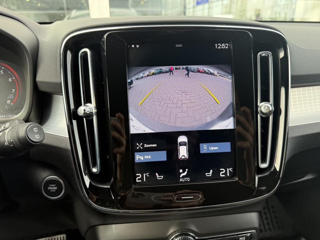 Volvo XC40 t2 129pk aut8 momentum pro| adap.cruise| camera| standkachel| st