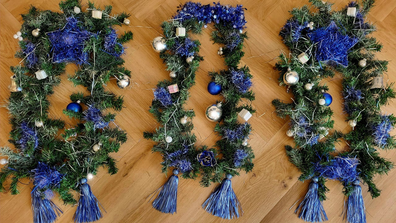 Winkeletalage 3luik met blauwe kerstdecoratie