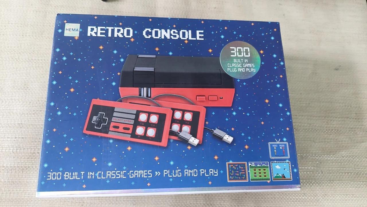 Retro Console