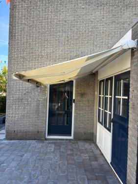 Harol zonnescherm - Heel goed, 292 cm, wit doek, elektrisch