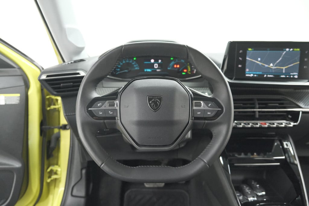 Peugeot 208 ev allure 50 kwh | stoelverwarming | apple carplay | parkeersen