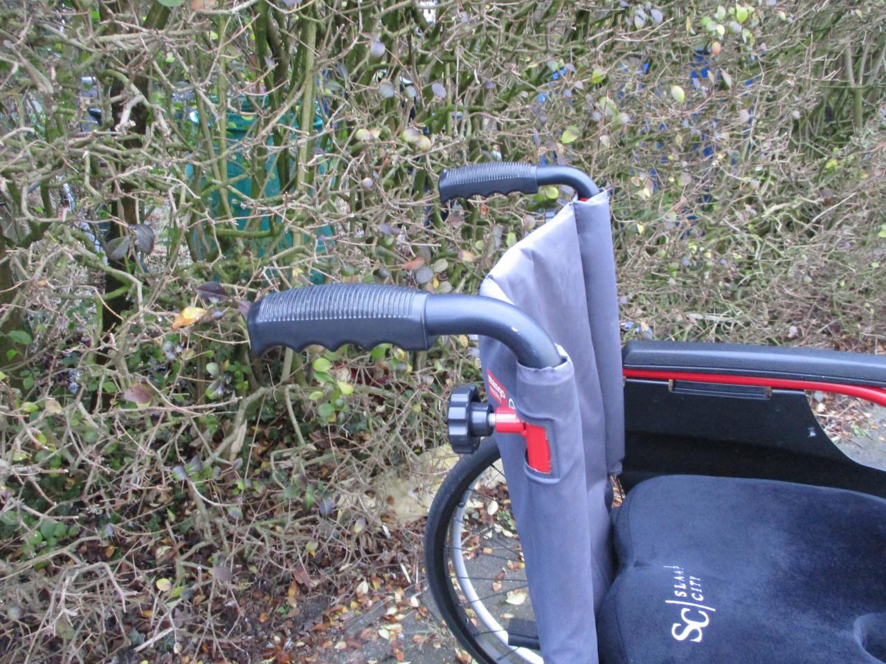 Zeer mooie kwaliteits rolstoel met kussen