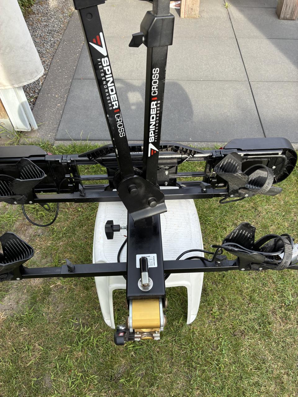 Spinder Cross fietsdrager voor 2 MTB ‘ s.