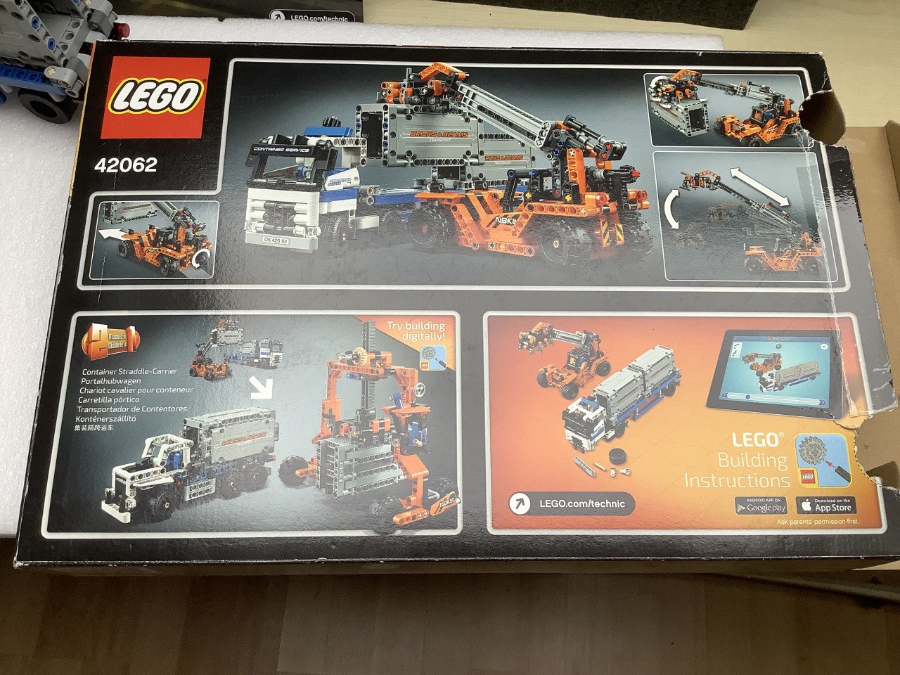 Lego Technic nr.42062 container overslag. Compleet in doos.