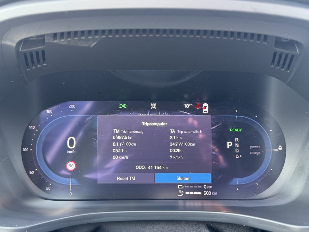 Volvo XC60 t6 398pk recharge plus dark| panodak| adap.cruise| trekhaak| 360