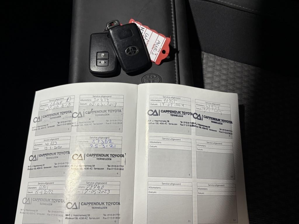Toyota Auris 1.8 hybrid dynamic | navi | clima |