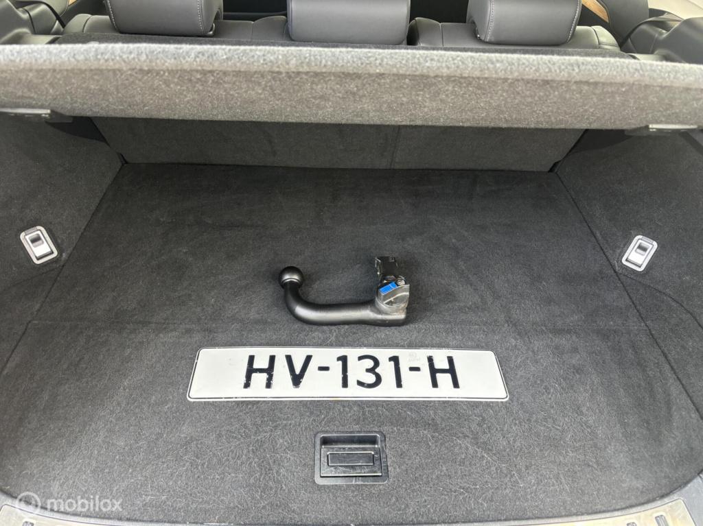 Lexus Nx 300h awd 25th edition