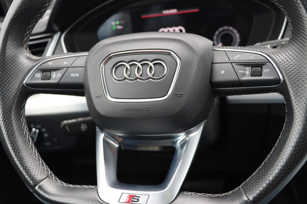 Audi Q5 50 tfsi e quattro s edition competition 300pk s-tr