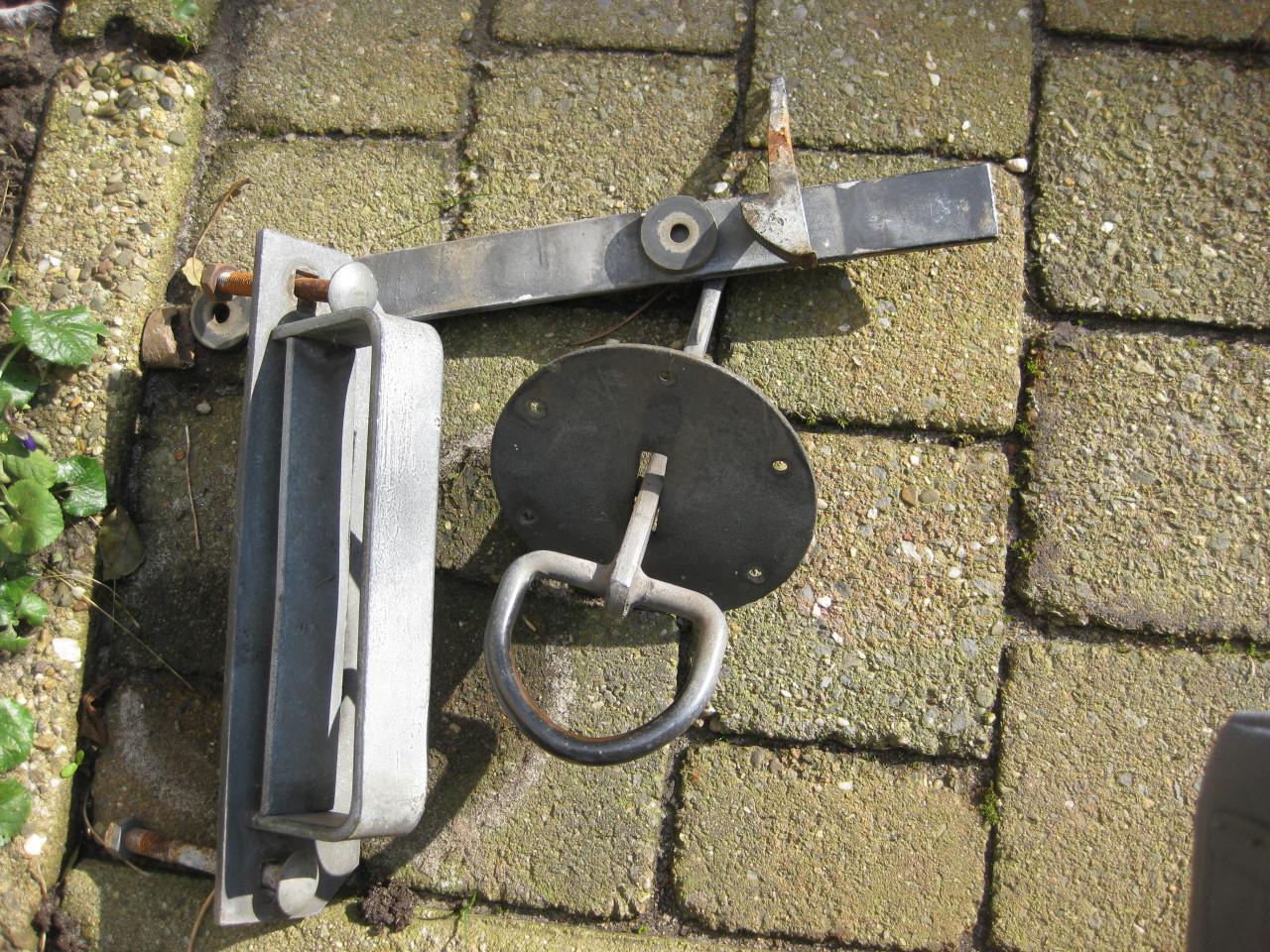 Klinketstel voor poort of schuur