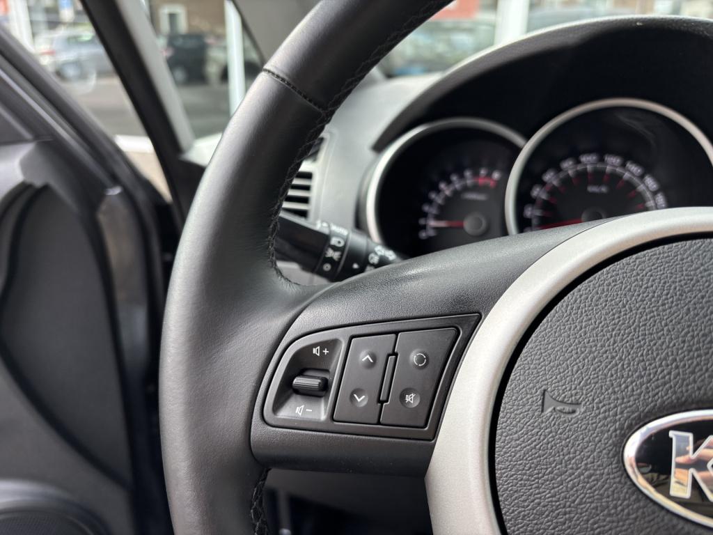 Kia Venga 1.4 cvvt dynamicplusline | navi | achteruitrijcamera | parkeersen