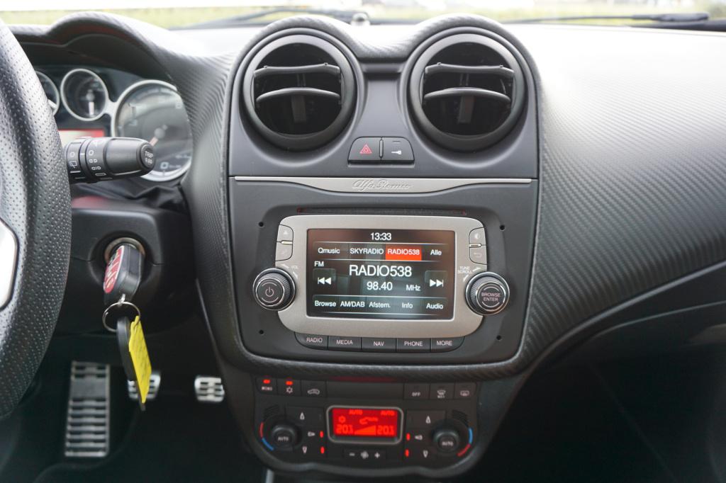 Alfa Romeo MiTo 0.9 twinair distinctive climate / navi / cruise / leder / p