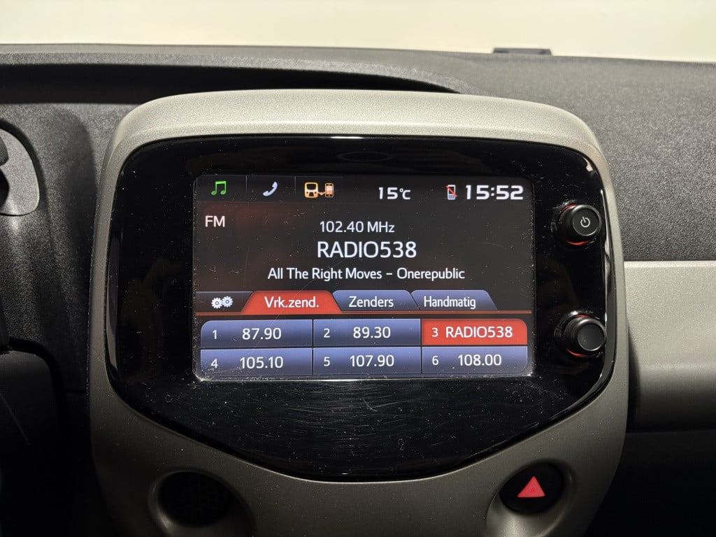 Toyota Aygo 1.0 vvt-i x-play
