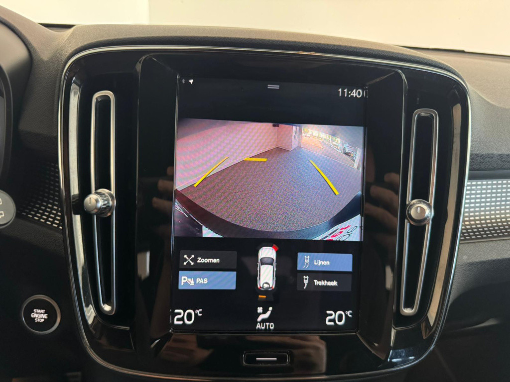 Volvo XC40 1.5 t4 recharge r-design