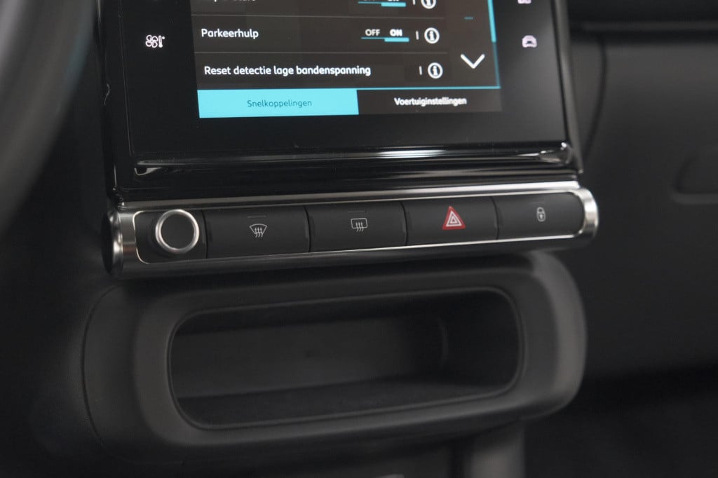 Citroen C3 puretech 110 eat6 max | apple carplay | parkeersensoren | climat