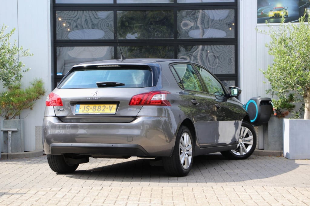 Peugeot 308 1.2 puretech active - cruise - navi - pdc - dis.riem 2024 v.v.!
