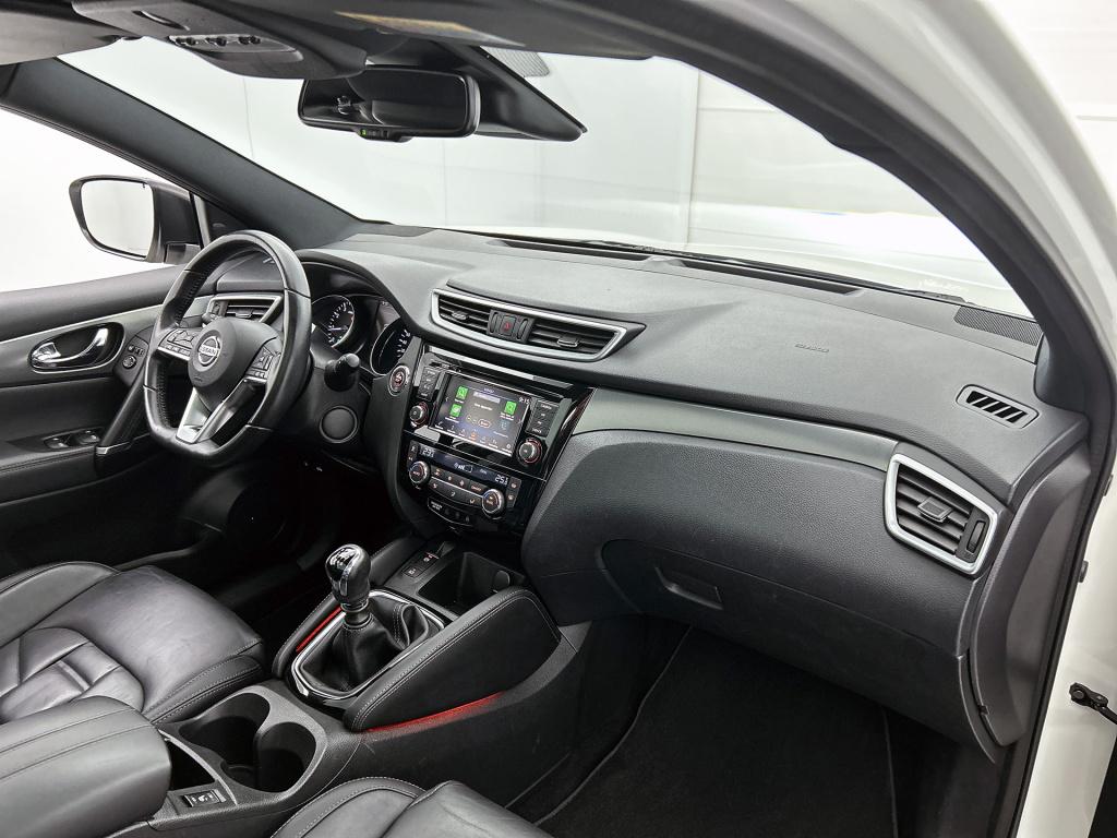 Nissan Qashqai 1.3 dig-t tekna +