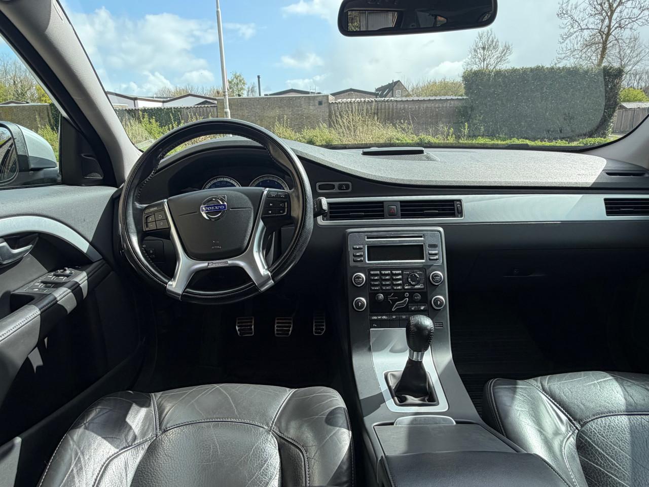 Volvo V70 2.0T R-Editon 2011 Airco Navi PDC CCT LEDER