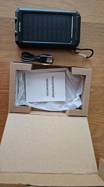 Powerbank 10.000 mAh met zonnepaneel – Nieuw