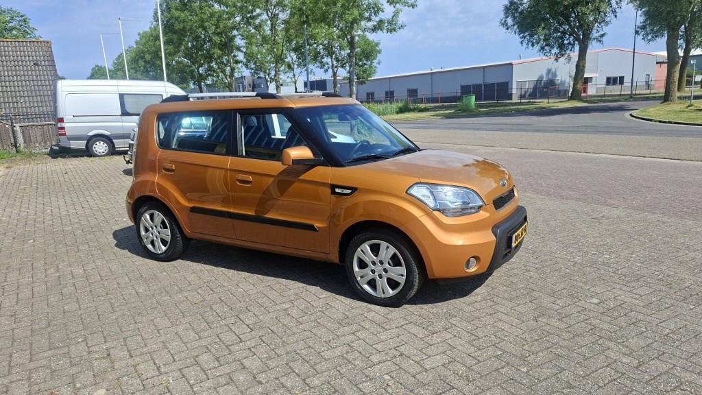 Kia Soul 1.6 X-Tra 5deurs bj:2010 airco apk 2027 !!