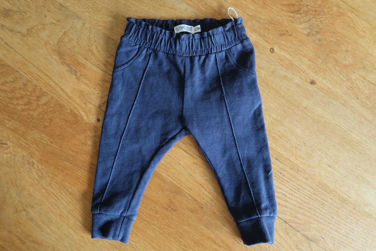 Blauw baby broekje (Dirkje) in maatje 62 voor €1,00