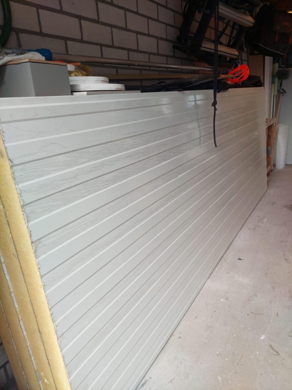 Wandpanelen geïsoleerd