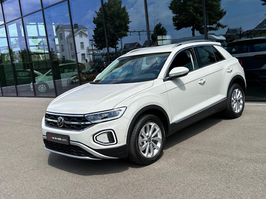 Volkswagen T-roc 1.5 tsi 150pk dsg style carplay | camera | keyless | elek.