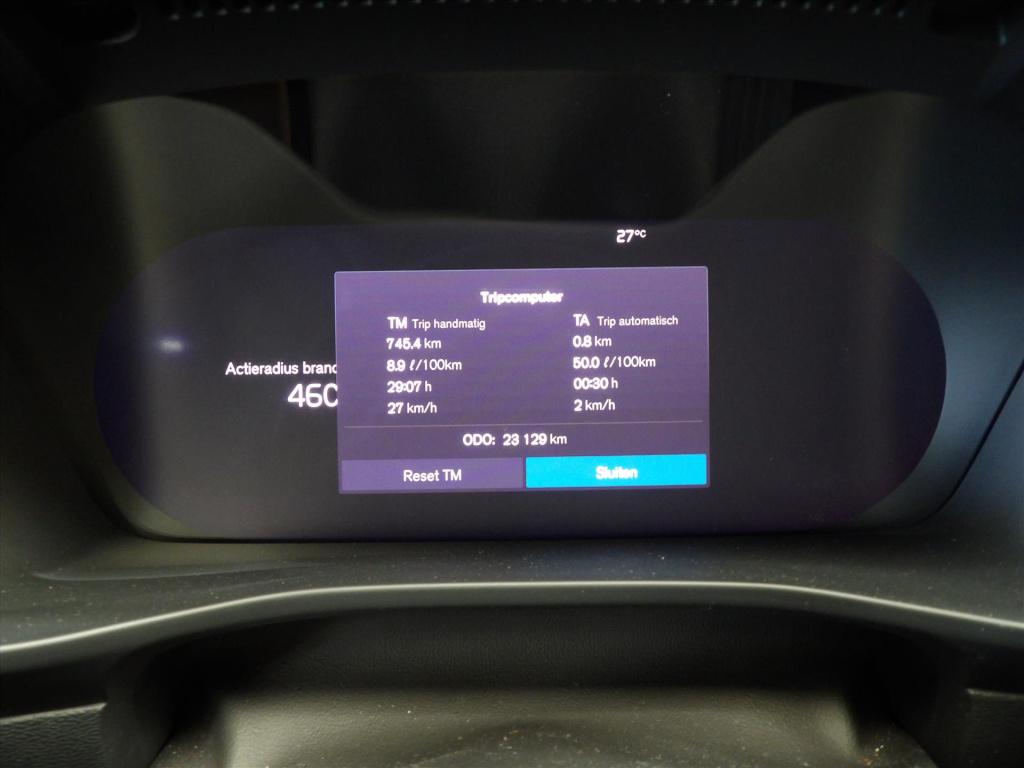 Volvo XC40 b4 197pk mild hybrid aut plus dark