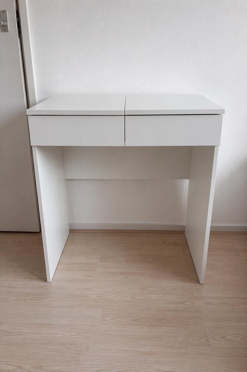 IKEA Brimnes toillettafel