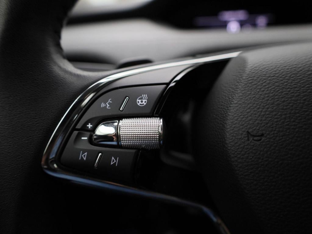 Skoda Enyaq Iv 80 | automaat | navigatie | apple carplay / android auto | s