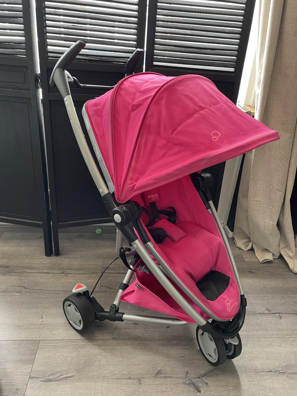 Quinny Zapp Xtra 2.0 Buggy in de kleur Pink Passion