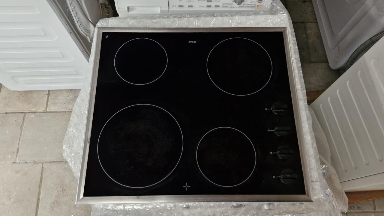 ATAG elektrische kookplaat, 4 zones, inbouw, 230V