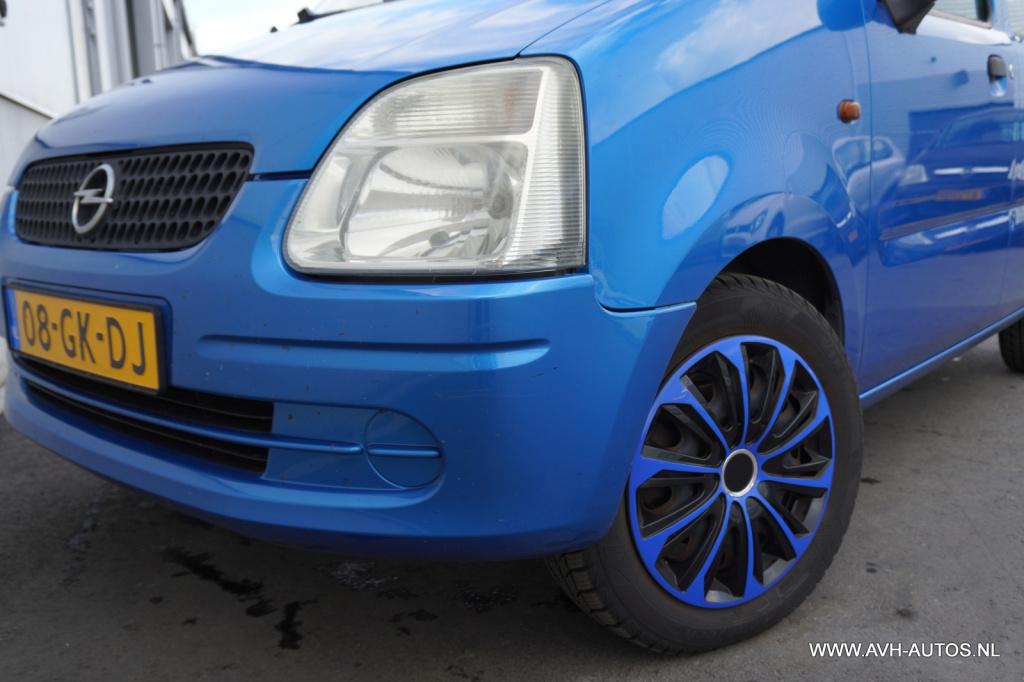 Opel Agila 1.2-16v comfort