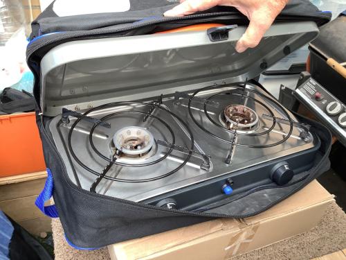 Gaskookstel cadac met grillplaten