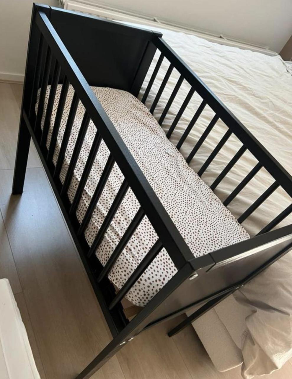 Co-sleeper zwart colorfull inclusief matras