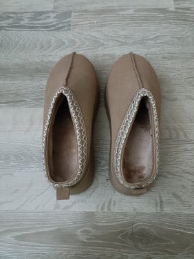 Nieuwe lage gevoerde instappers Beige