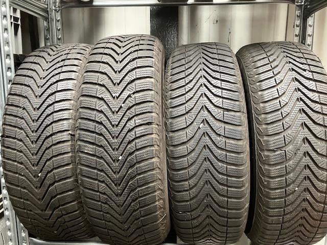 Set velgen met winterbanden 185/65X15 (1 winter gebruikt) 6,5 mm profiel