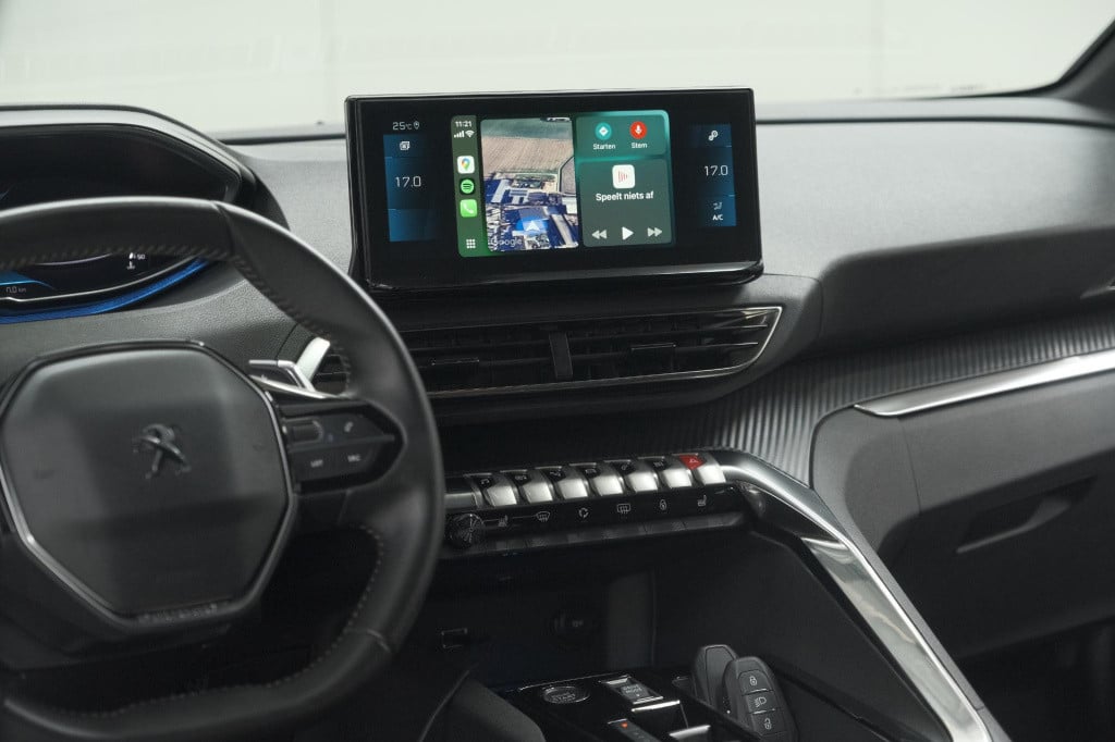 Peugeot 5008 puretech 130 eat8 active pack | 7 zitplaatsen | camera | apple