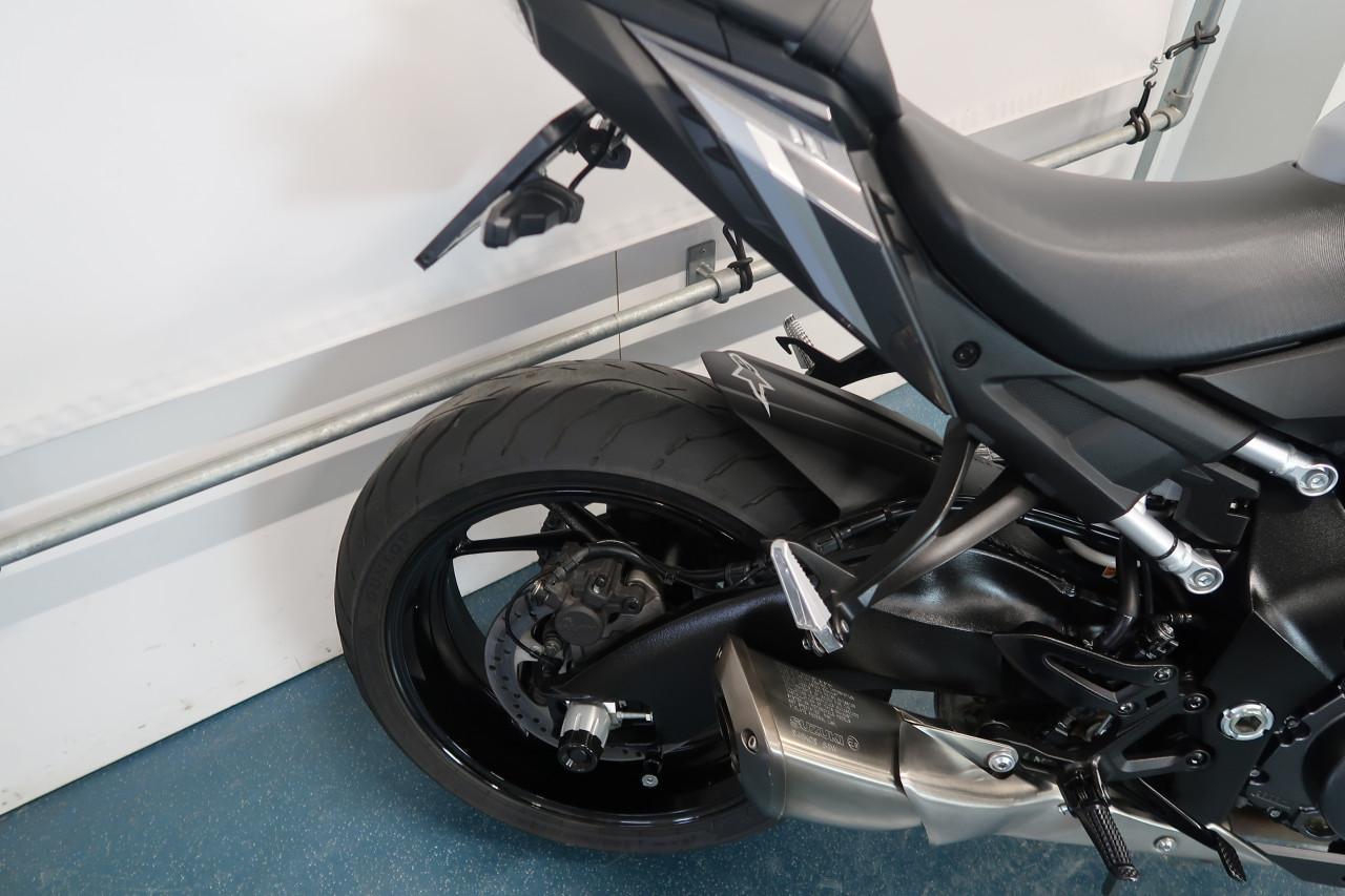 Suzuki GSX-S1000 2023 BTW motor