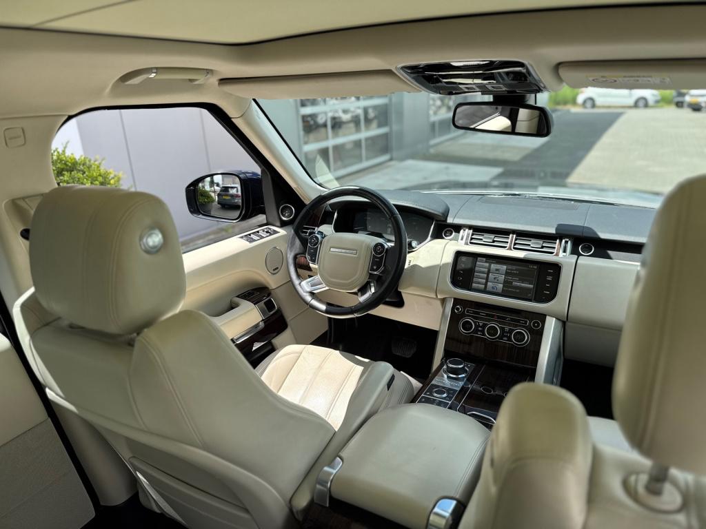Land Rover Range Rover 4.4 sdv8 vogue * btw auto! prijs ex ex 16650 euro!!