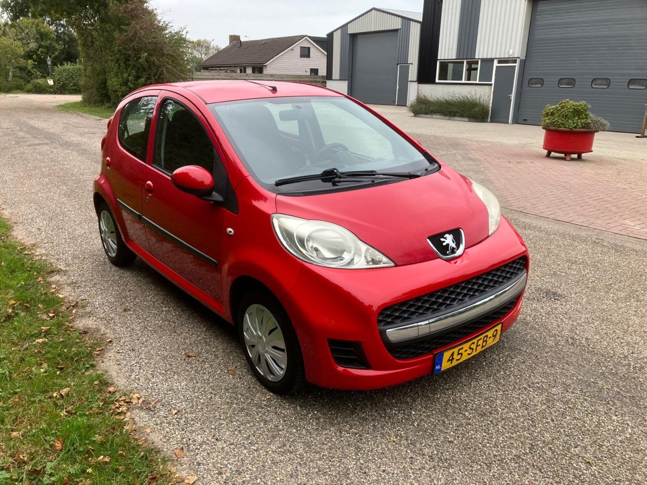 Peugeot 107 1.0