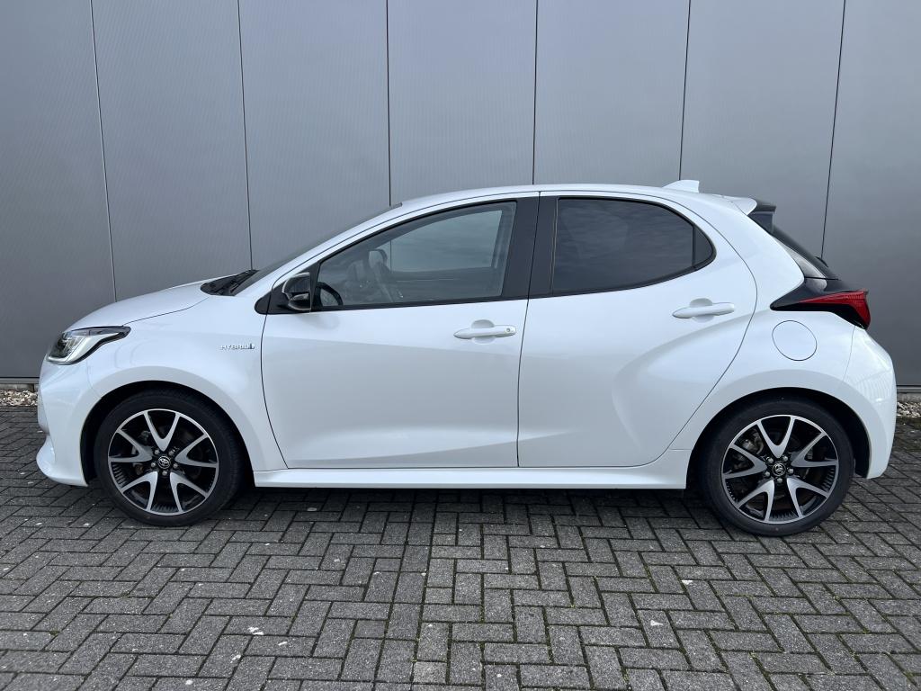 Toyota Yaris 1.5 hyb. executive